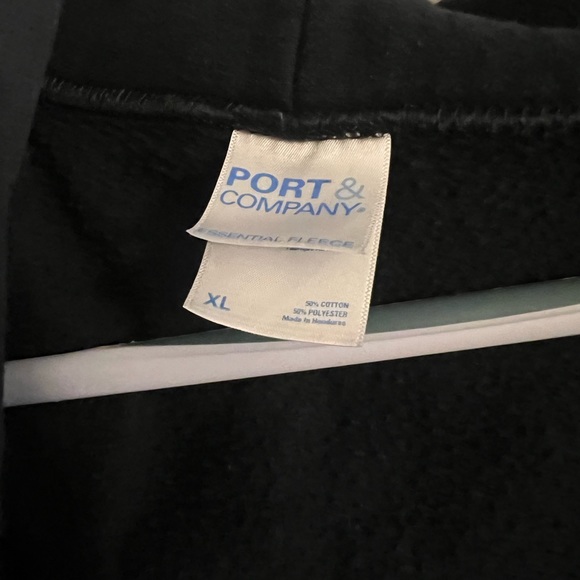 XL zip I’m hoodie branded - Picture 3 of 4